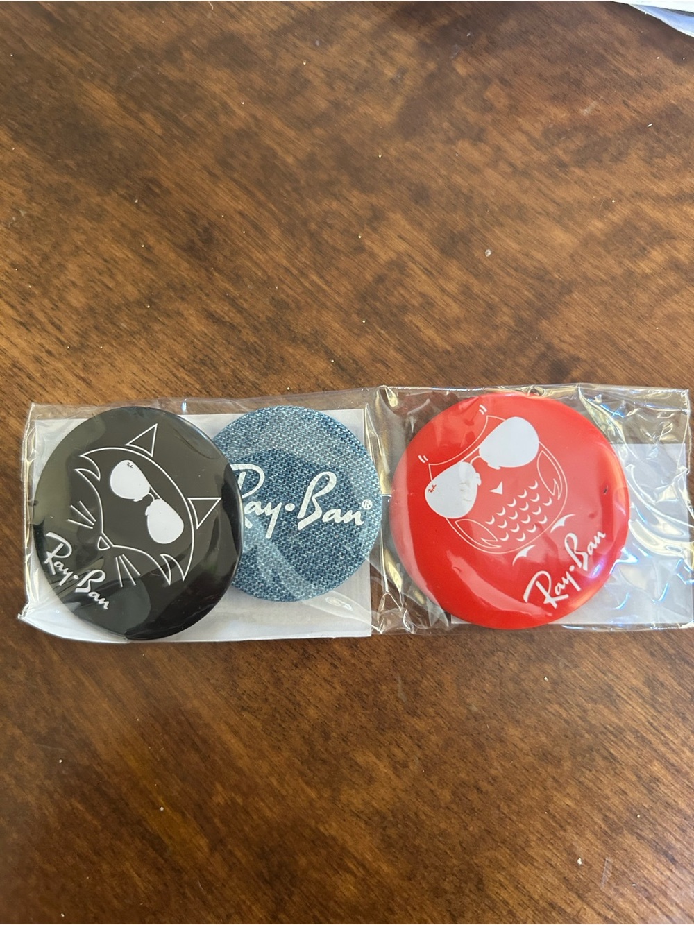 Ray-Ban Round Pet Charms — Black, Denim Blue, Red